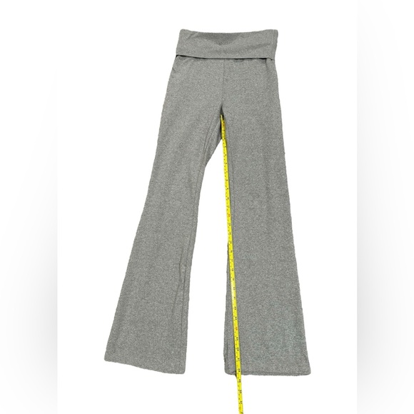 Womens SHEIN Grey flared high waisted leggings size XS NWOT - Picture 4 of 7